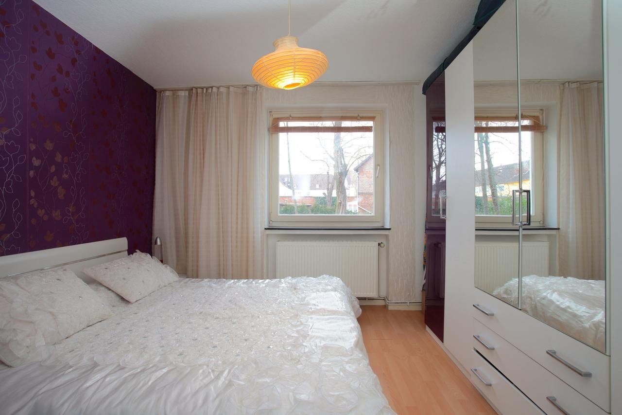 Profair Apartments Near Exhibition Center Ганновер Екстер'єр фото